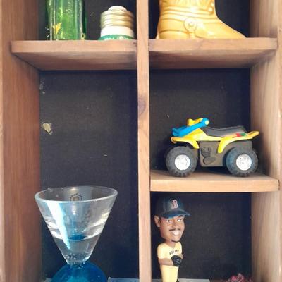 SHADOW BOX WITH LITTLE TRINKETS AND TREASURE COLLECTABLES