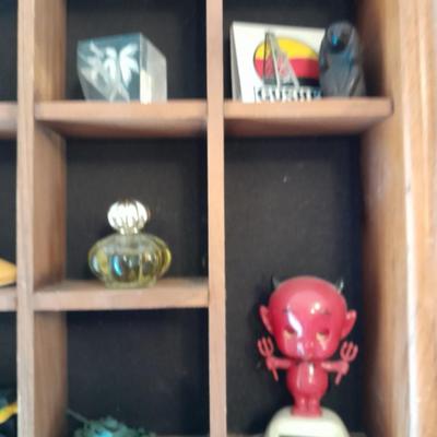 SHADOW BOX WITH LITTLE TRINKETS AND TREASURE COLLECTABLES