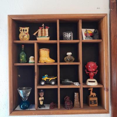 SHADOW BOX WITH LITTLE TRINKETS AND TREASURE COLLECTABLES