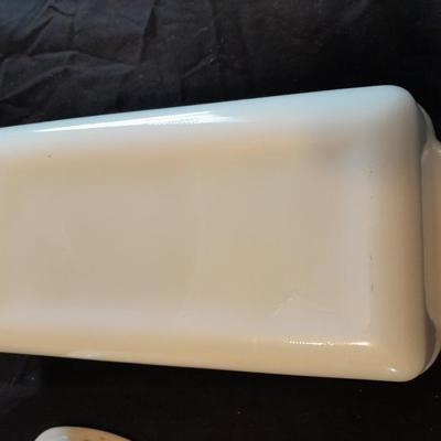 TWO VINTAGE  BREAD PANS GLASBAKE 1.5 QT FIREKING BLUE HEAVEN PATTERN RETRO PATTERN!