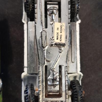FIVE HOT WHEEL COLLECTABLE CARS
