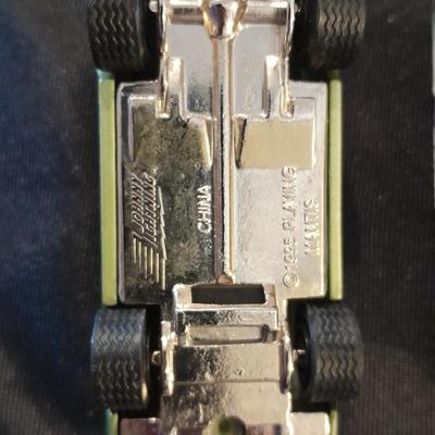 FIVE HOT WHEEL COLLECTABLE CARS