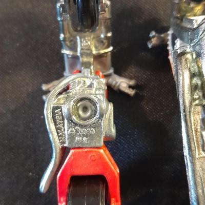 FIVE COLLECTABLE HOT WHEELS MOTORCYCLES