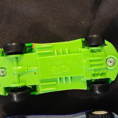 FIVE COLLECTABLE HOT WHEEL CARS MATTEL RACERS