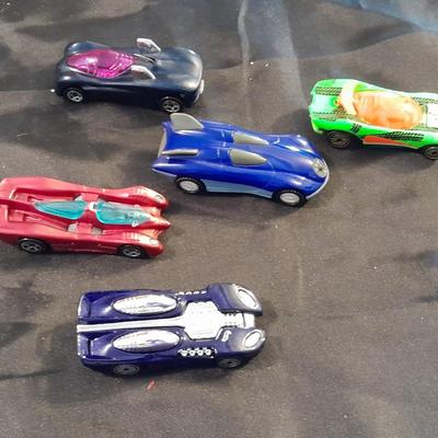 FIVE COLLECTABLE HOT WHEEL CARS MATTEL RACERS