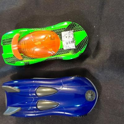 FIVE COLLECTABLE HOT WHEEL CARS MATTEL RACERS