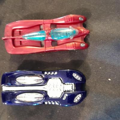 FIVE COLLECTABLE HOT WHEEL CARS MATTEL RACERS