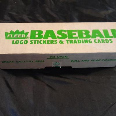 GREAT FLEER BASEBALL LOGO STICKERS & TRADING CARDS BOXED SET SPORTSCARDS