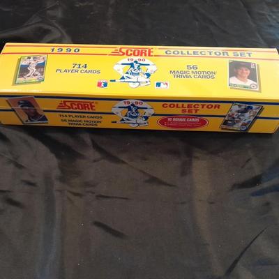 1990 SCORE COLLECTORS SET STILL SEALED! BOXED SET BASEBALL TRADING CARDS