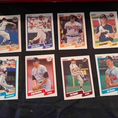 FLEER 1990 BASEBALL TRADING COLLECTABLE CARDS SPORTS CARDS BOXED SET