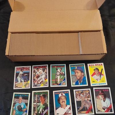 1988 TOPPS BASEBALL TRADING CARDS BOXED SET SPORTSCARDS