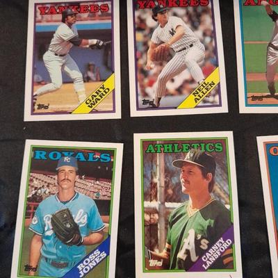 1988 TOPPS BASEBALL TRADING CARDS BOXED SET SPORTSCARDS