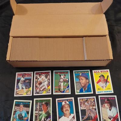 1988 TOPPS BASEBALL TRADING CARDS BOXED SET SPORTSCARDS