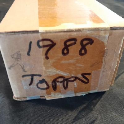 1988 TOPPS BASEBALL TRADING CARDS BOXED SET SPORTSCARDS