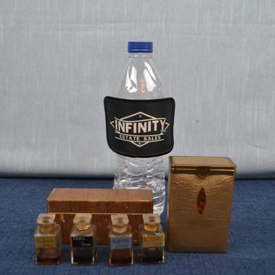 LOT 345 VINTAGE PERFUME SET AND CIGARETTE CASE