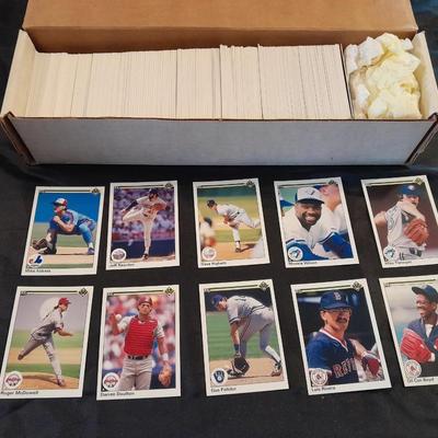 1990 UPPER DECK BASEBALL SPORTS TRADING CARDS BOXED SET