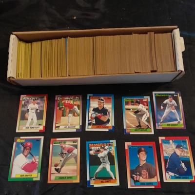 1990 TOPPS BASEBALL TRADING CARDS BOXED SET SPORTSCARDS