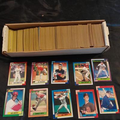 1990 TOPPS BASEBALL TRADING CARDS BOXED SET SPORTSCARDS