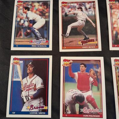 1991 TOPPS BASEBALL SPORTSCARDS BOX SET TRADING CARDS