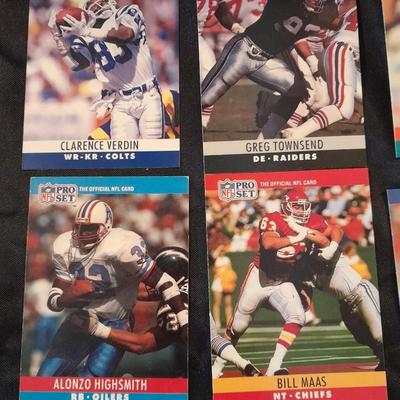 1990 PRO 1 BOX SET LARGE FLAT FOOTBALL TRADING SPORTS CARDS