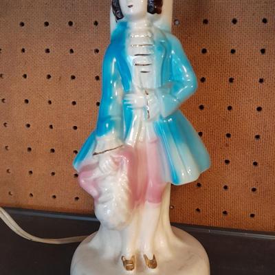 ANTIQUE VICTORIAN STYLE PORCELAIN MAN & WOMAN BEDSIDE LAMPS