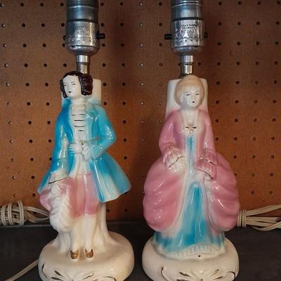 ANTIQUE VICTORIAN STYLE PORCELAIN MAN & WOMAN BEDSIDE LAMPS
