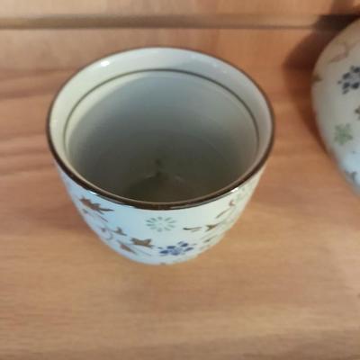 PIER 1 IMPORT TEA POT WITH TWO SMALL TEA GLASSES