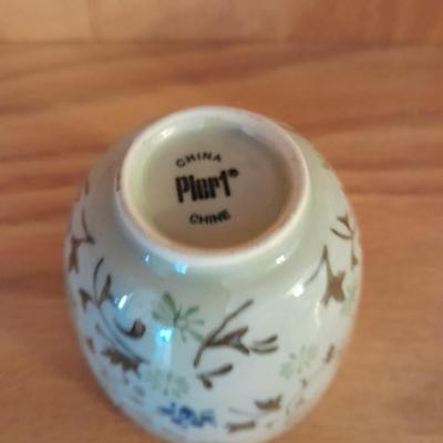 PIER 1 IMPORT TEA POT WITH TWO SMALL TEA GLASSES