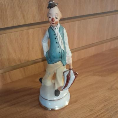 LEFTON COLLECTABLE CLOWN & TWO VINTAGE WIW PORCELAIN CLOWNS