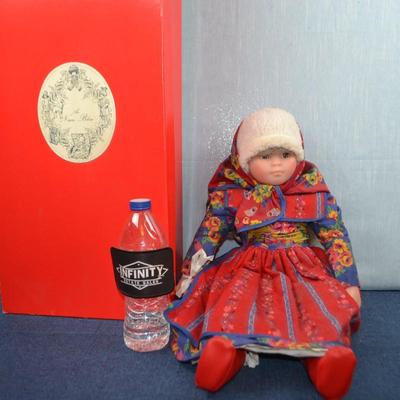 LOT 359 AU NAIN BLEU DOLL IN BOX