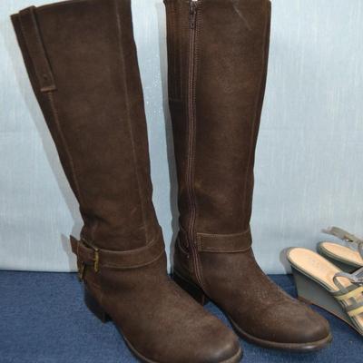 LOT 377. SIZE8 LADIES' CLARK BOOTS AND SHOES