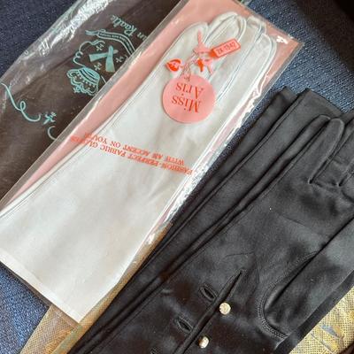 LOT 384.   THREE SHAWLS VINTAGE GLOVES AND PURSE