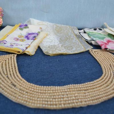 LOT 383. VINTAGE BEADED COLLAR PIECES AND HANDKERCHIEFS