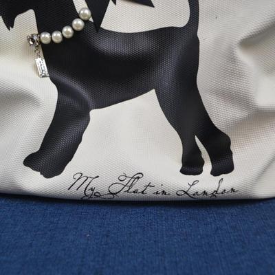 LOT 388. MY FLAT IN LONDON LADIES HANDBAG