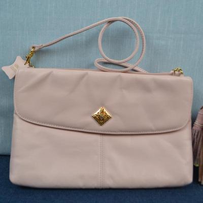 LOT 392. TWO LADIES HANDBAGS