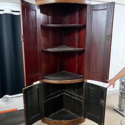 1231 Antique Bow Front Corner Cabinet