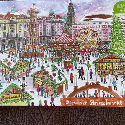 2- 1000 piece puzzles