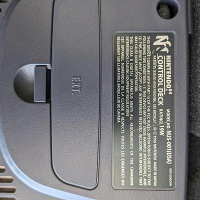 Nintendo 64 w/ Hard Case