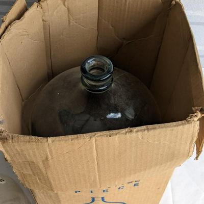 Corning Glass Gallon Water Bottle w/ Box