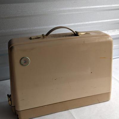 Singer Rocketeer Sewing Machine