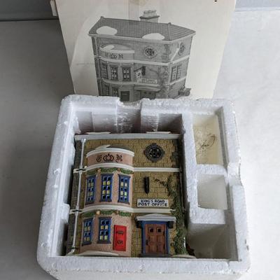 Department 56 Dickens Village Pieces