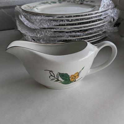 Woodhill By Citation Floral Dinnerware