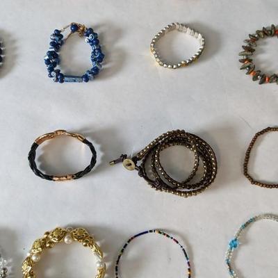 Brooches & Bracelets