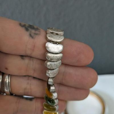Brooches & Bracelets