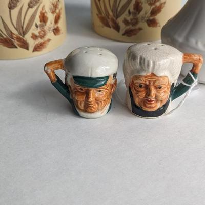 Shakers and Decanters