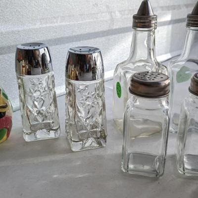 Shakers and Decanters