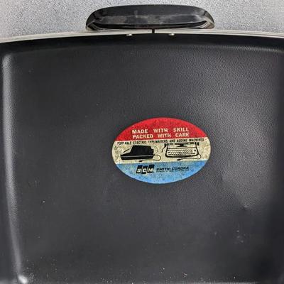 Smith Corona Electric Typewriter w/ Case