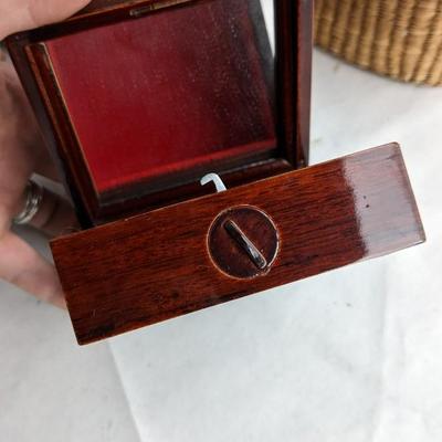 Trinket and Music Boxes