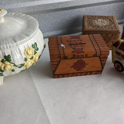 Trinket and Music Boxes