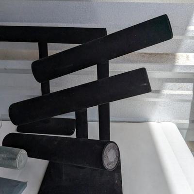 Countertop Jewelry Displays